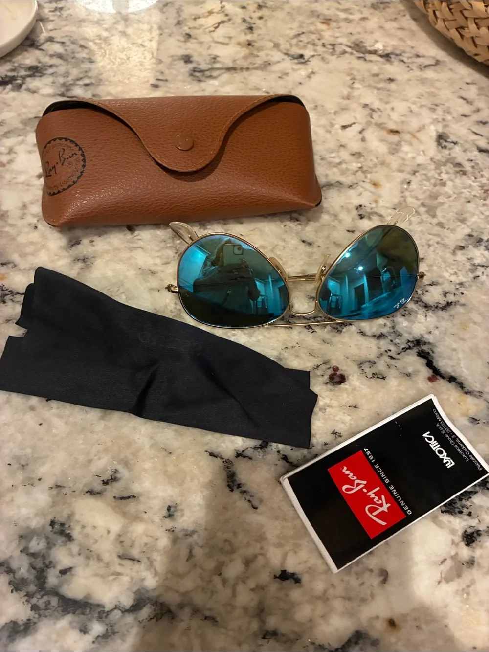 Ray-Ban Women’s Round Sunglasses with Blue Mirrored Lenses and Gold Frame